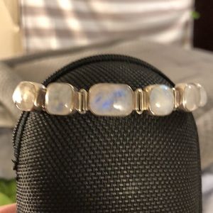 Vintage Moonstone Bracelet Excellent /Lightly Used Condition.Purchased F…